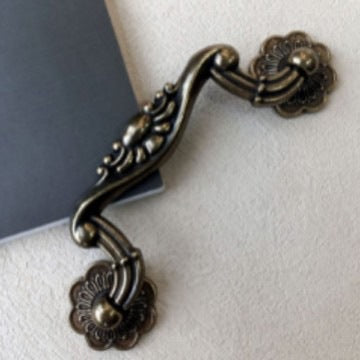 European Vintage Antique Bronze Cabinet Hardware Collection - Ornate Zinc Alloy Pulls & Knobs