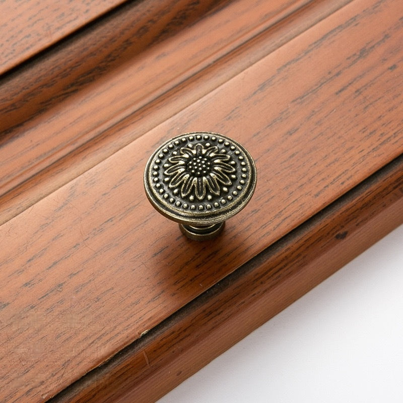 European Vintage Antique Bronze Cabinet Hardware Collection - Ornate Zinc Alloy Pulls & Knobs